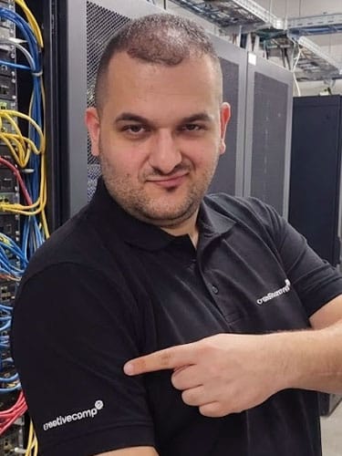 Adam, IT Operations Manager w Creative Comp