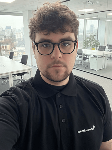 Kacper, IT Support Specialist w Creative Comp